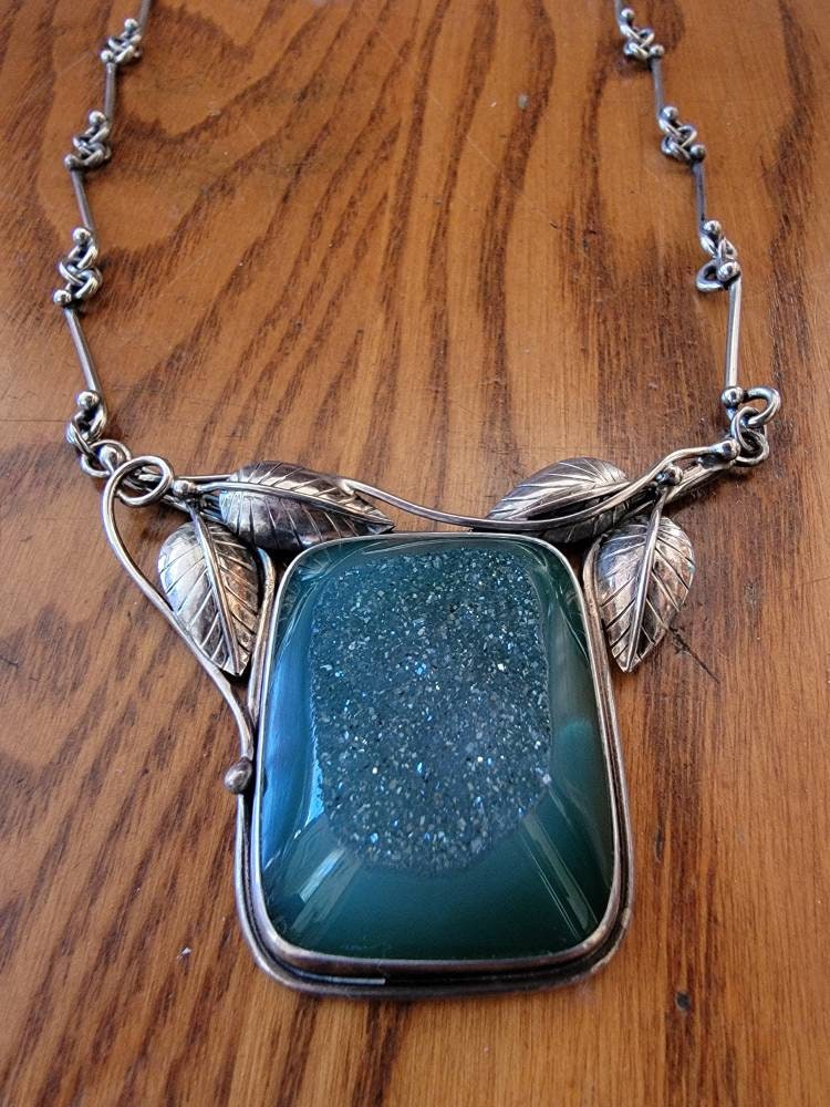 Green Druzzy Quartz Silver Necklace Vintage with Leaf Design 925 Silver Stamp Lobster Clasp Jeweled