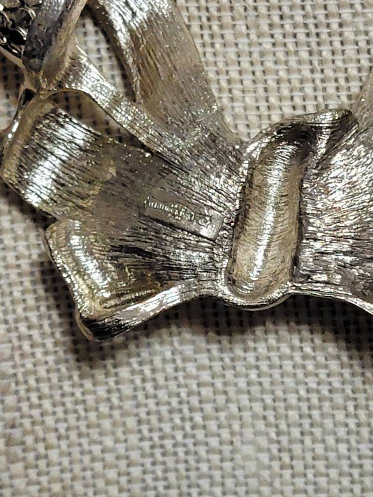 WHITING & DAVIS Gold mesh Bow Statement Necklace Vintage Jeweled