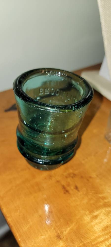 Vintage Insulator Brookfield No 14 New York Green Glass 1920s