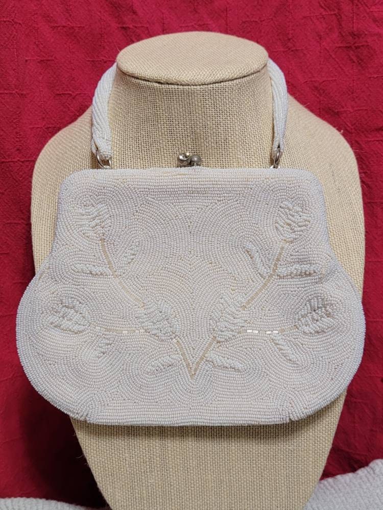 La Regale White Beaded Vintage Handbag. Italian glass beaded evening purse, made in Japan. Jeweled