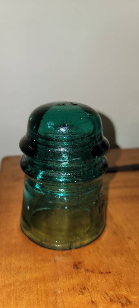 Vintage Insulator Brookfield No 14 New York Green Glass 1920s
